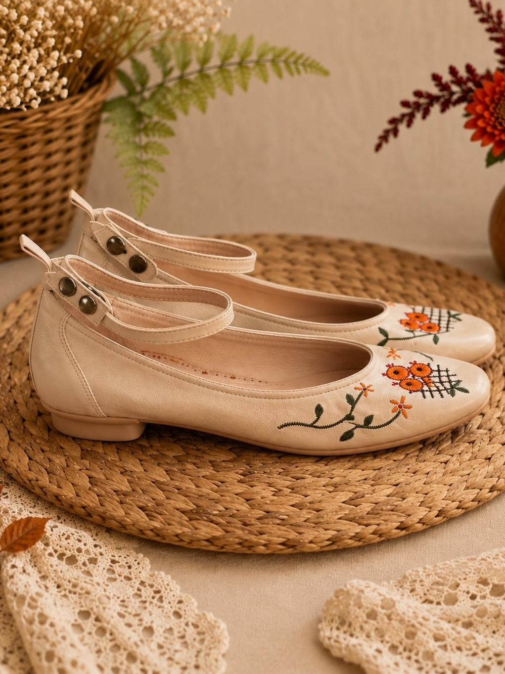 Forleria Italian Leather Embroidered Floral Mary Jane Flats Approx Size 8